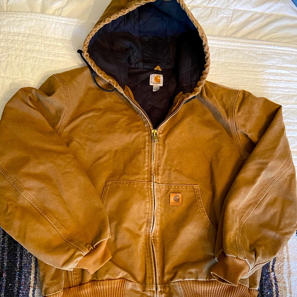 Men’s Carhartt Coat Size L